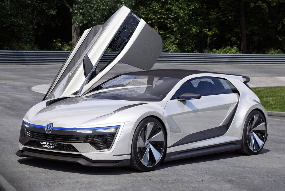 Golf GTE Sport heter Volkswagens nye konseptbil. Den er utstyrt med rallymotor og to elmotorer.