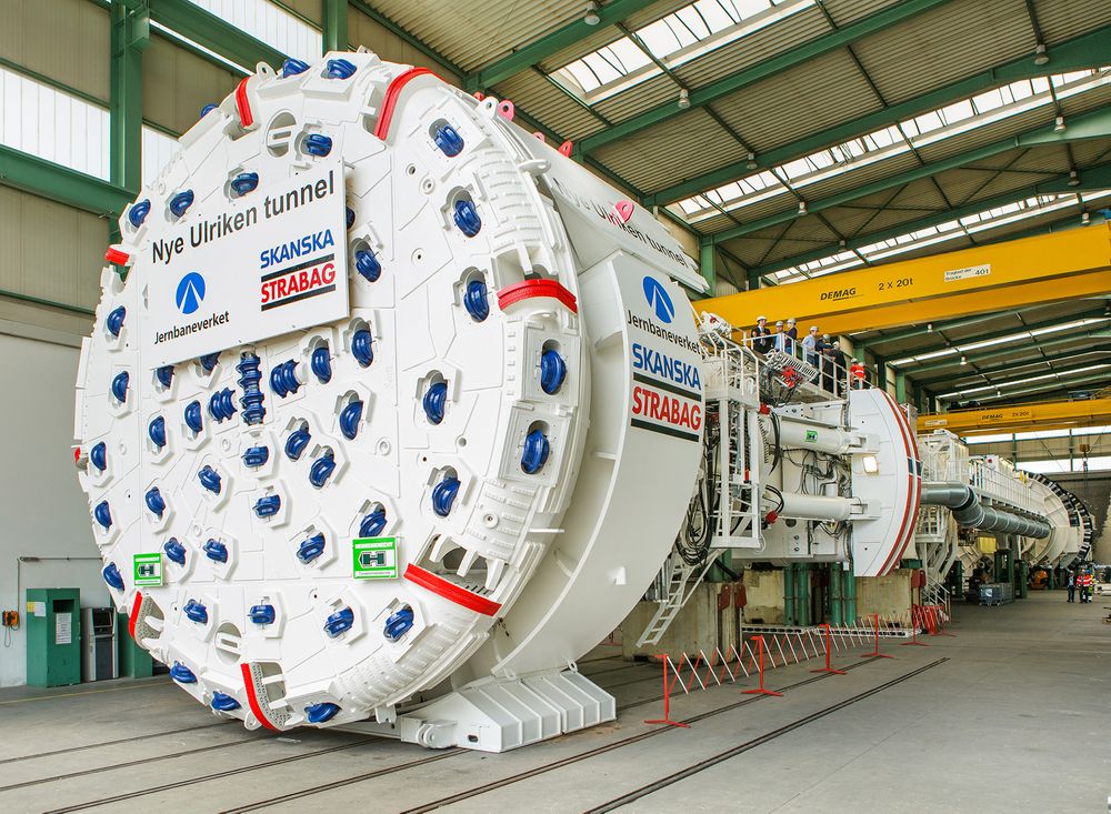 Tunnelboremaskinen som skal drive Ulriken, veier 1800 tonn og har en diameter på 9,33 meter. 