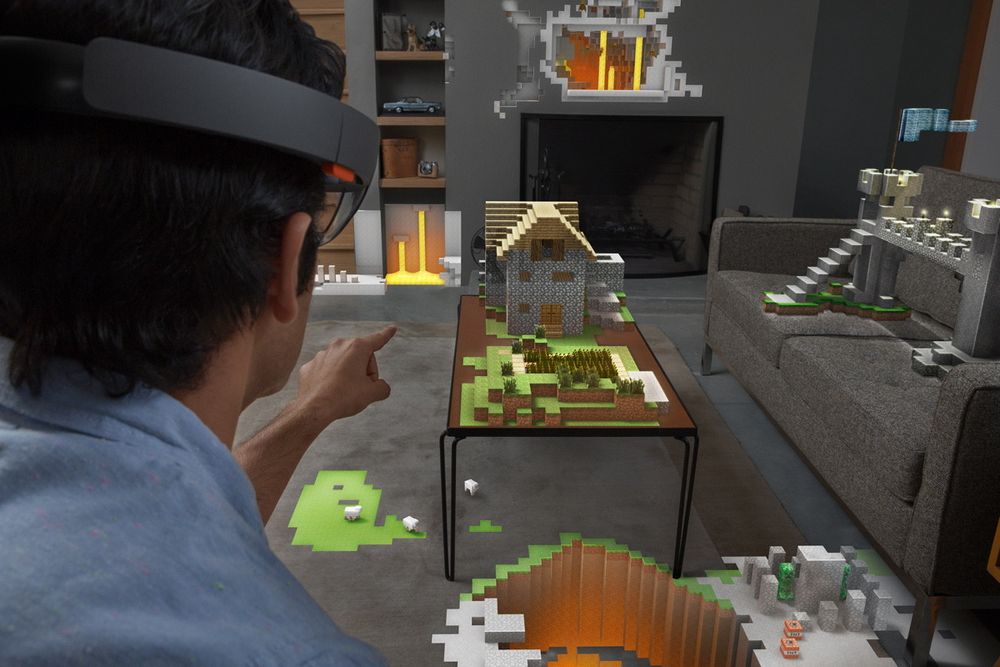 HoloLens kan la deg virtuelt spille Minecraft i stua. 