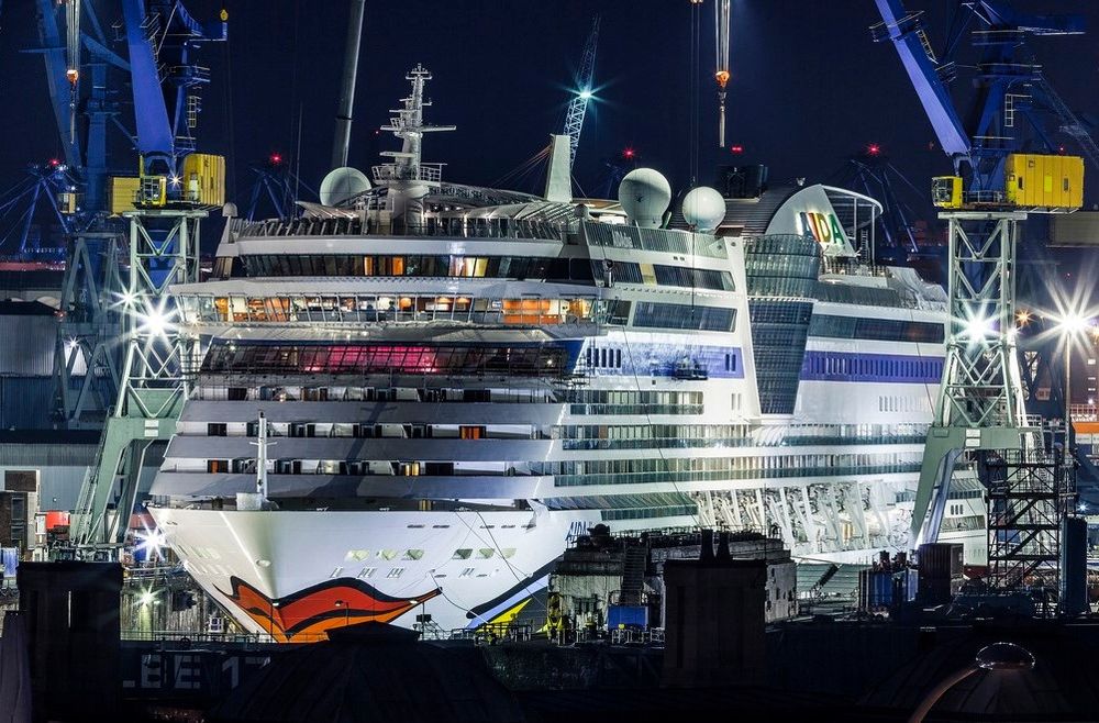 AIDA Cruises er sammen med Costa Cruises ledende i Europa. AIDA har holdt seg til Meyer Werft for alle sine 10 skip så langt. 