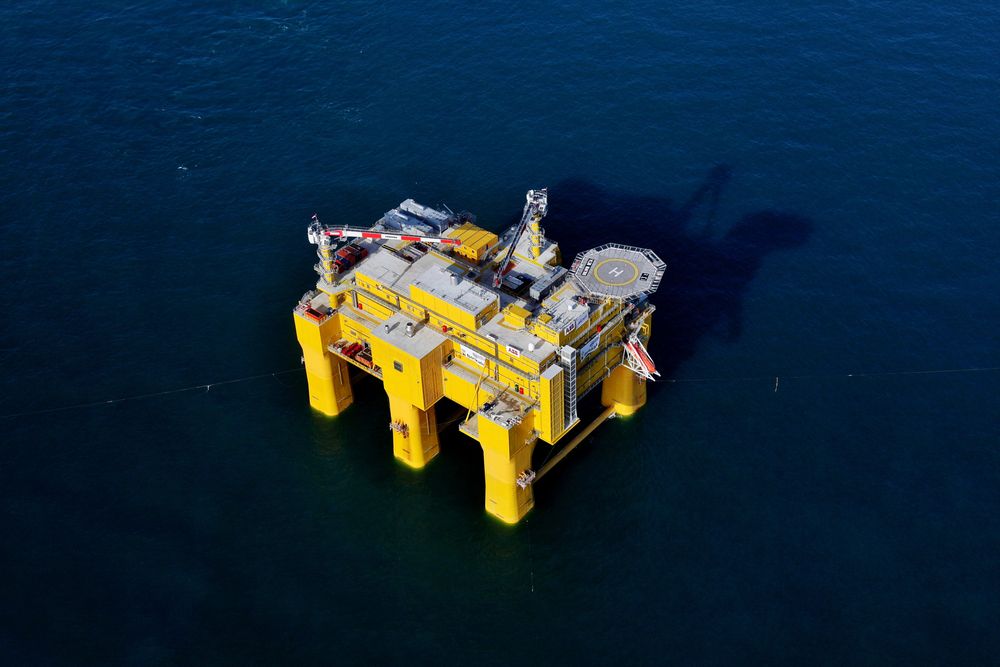 ABB har installert verdens kraftigste offshore omformerstasjon for vindkraft, Dolwin beta, på tysk sektor i Nordsjøen. 