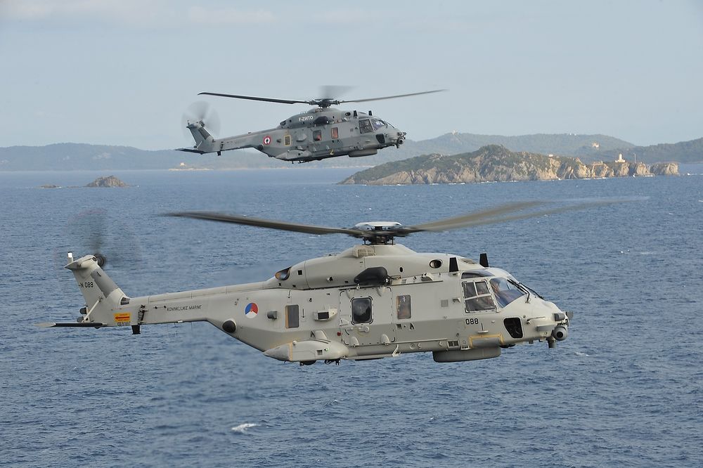 Alarmen gikk da det ble avdekket uvanlig mye korrosjon både på nederlandske (nærmest) og franske NH90-helikoptre som hadde operert til sjøs i 2013. 