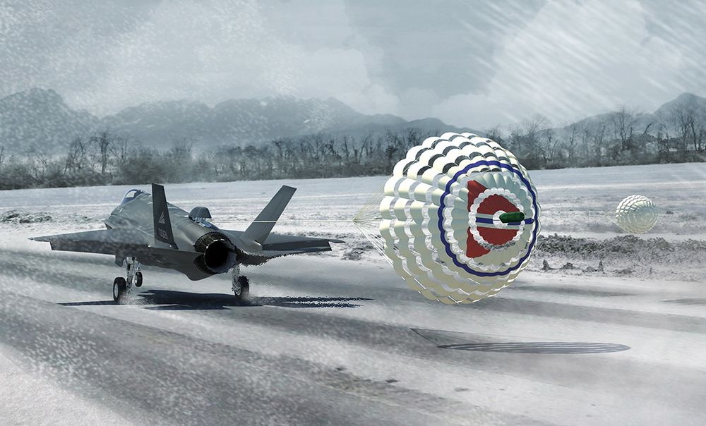 De norske F-35-flyene blir utstyrt med bremseskjerm slik at de kan operere i norsk vinter. 