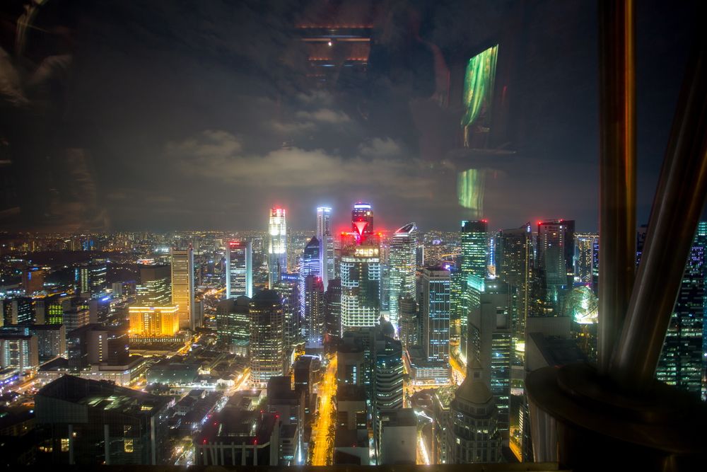 Singapore sett fra 52 etasje i Capital Tower. 