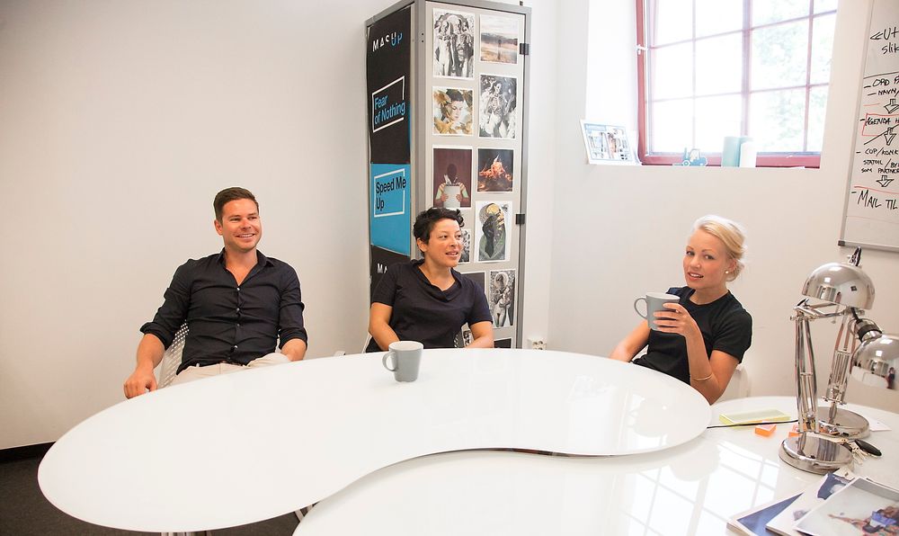 Grunnleggerne av MashUP ønsker mer digital innovasjon i musikkbransjen. Fra venstre: Kjartan Slette, Ida Faldbakken og Sigri Sevaldsen. 