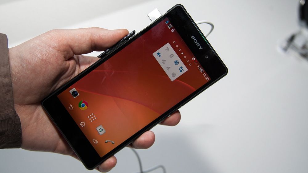 Xperia Z2 har Android 4.4. Foto: Marius Valle