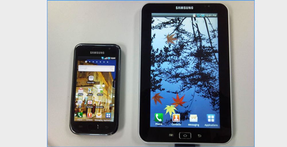 Galaxy Tab ved siden av Galaxy S.