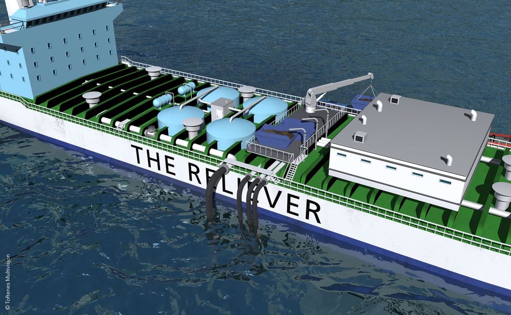 Kloakk og forurenset vann tas om bord gjennom rør, renses til EU-standard og slippes ut til sjø. 