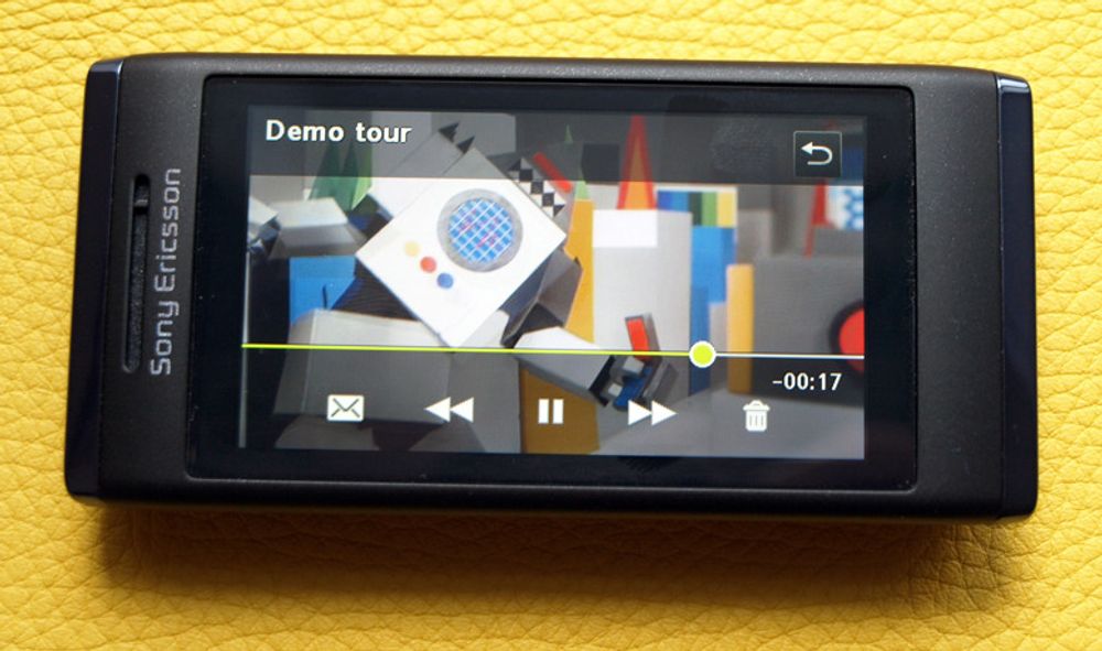 Sony Ericsson U10i Aino Video