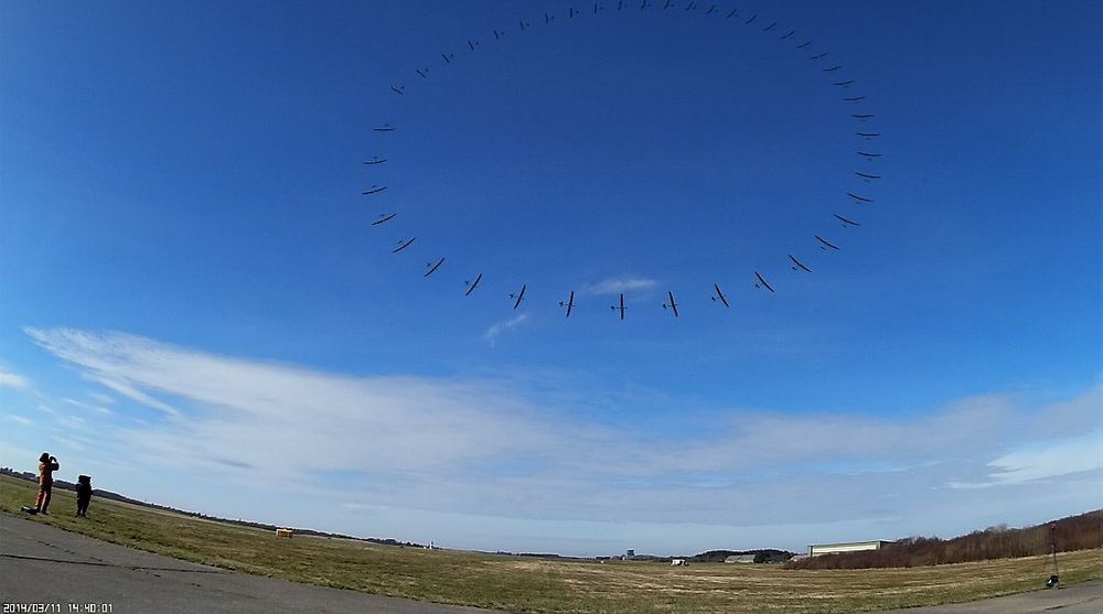 En bildemontasje viser hvor stort areal Kitemills "drage" sveiper over i løpet av en spiralrunde. Fotomontasje: Kitemill    
