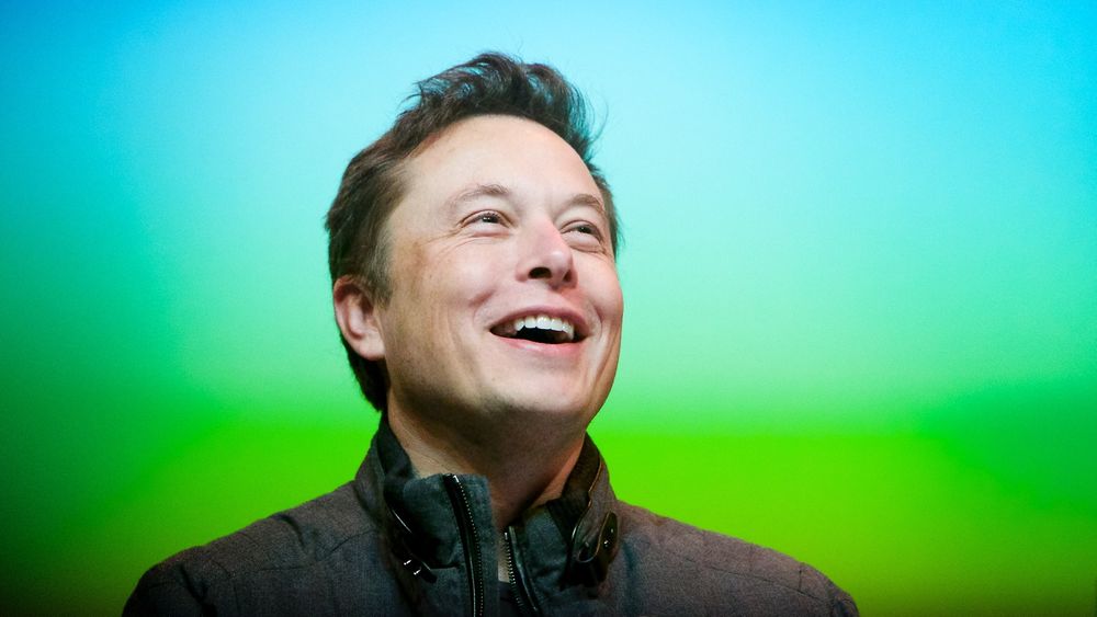 Tesla-sjef Elon Musk er blant hovednavnene på oljemessen ONS, som åpner i dag. 