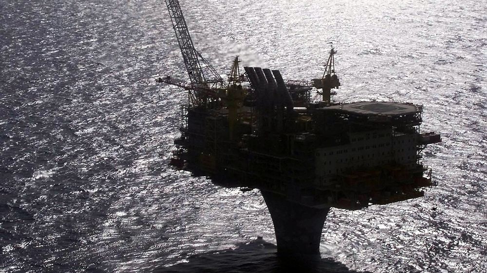 Norge vil ikke kutte i oljeproduksjonen tross lav oljepris. Her fra Draugenfeltet. 