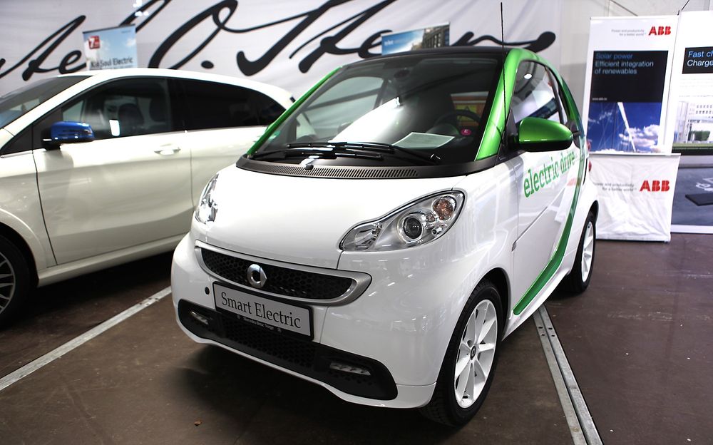 Billigbilen Smart Fortwo har en teoretisk rekkevidde på 145 kilometer. 