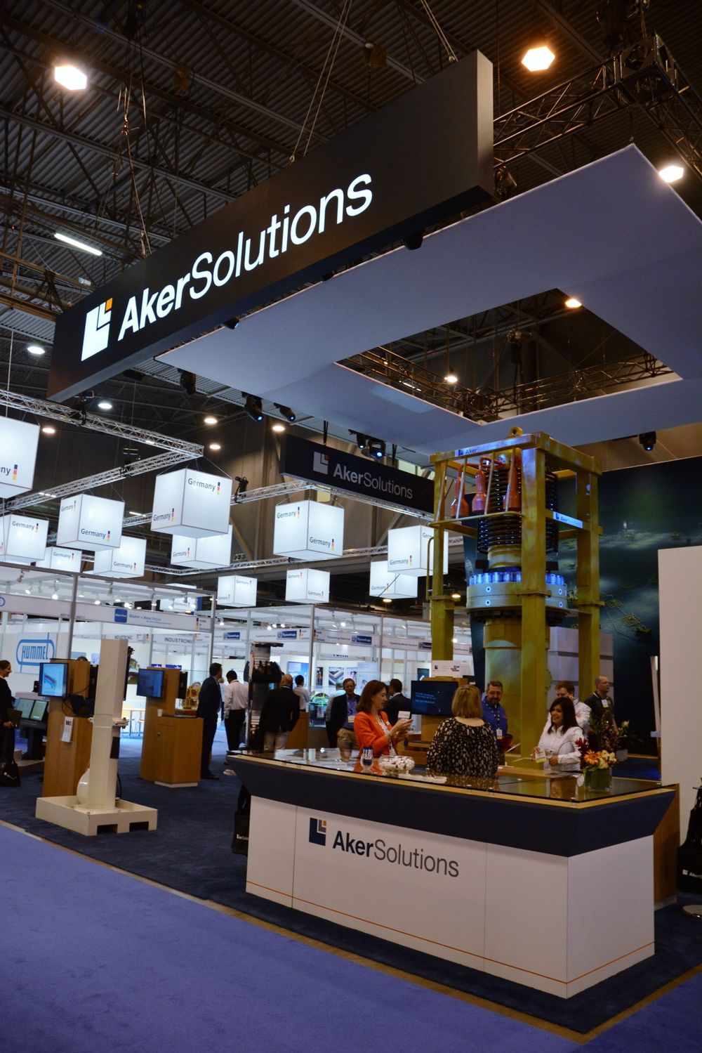 Aker Solutions hadde en av de største og mest populære norske standene på Offshore Tchnology Conference (OTC) i Houston. 