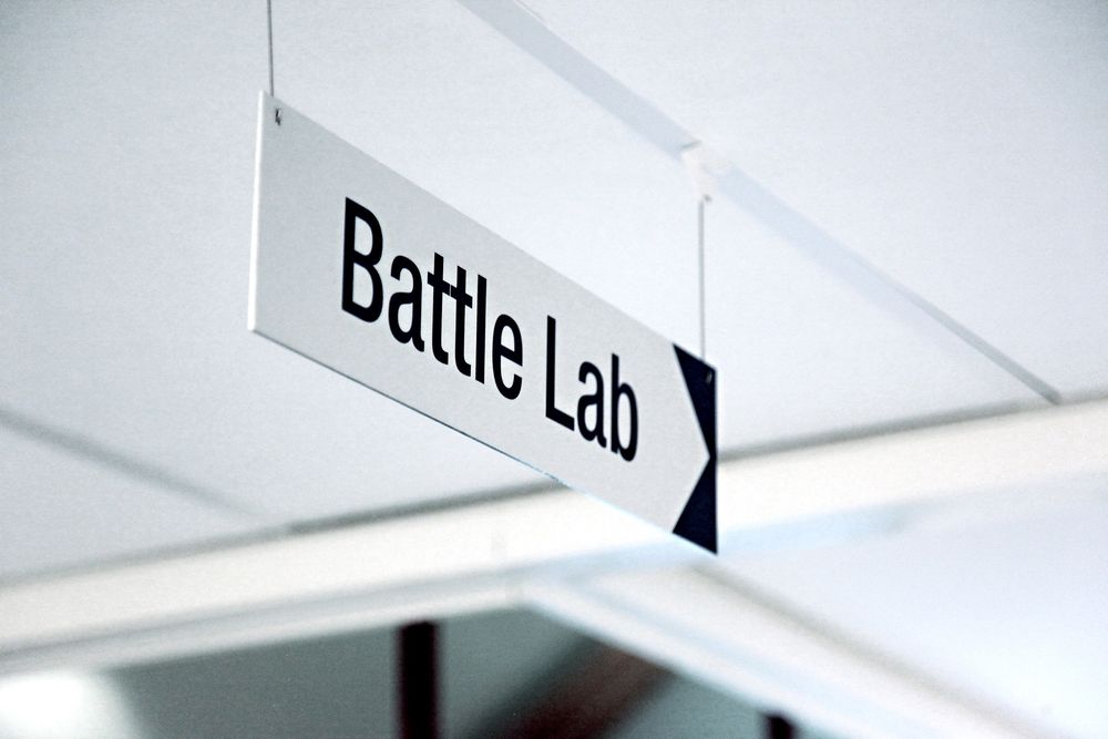 FFI - forsvarets forskningsinstitutt - prototypeverkstedet.