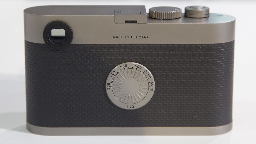 Ingen skjerm: Leica M edition 60 er et digitalkamera uten skjerm. Foto: Eirik Helland Urke