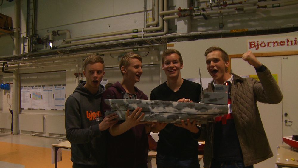 Vinnerlaget fra Mailand vgs: fv Eirik Sandvik Gulbrandsen, Dennis Janzso, Jonas Bjerke og Fredrik Oland Scheen. 