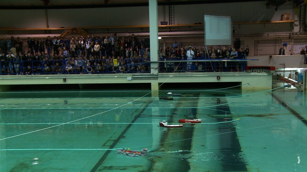  Fem lag deltok i finalen under Ocean Space Race på Marintek i Trondheim. På hele arrangementet deltok hele 442 elever og lærere fra videregående skoler rundt om i landet. 