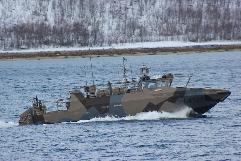 KNM Malmøya (L4528) på prøvekjøring etter at den fikk nye motorer og fjernstyrt våpenstasjon. 