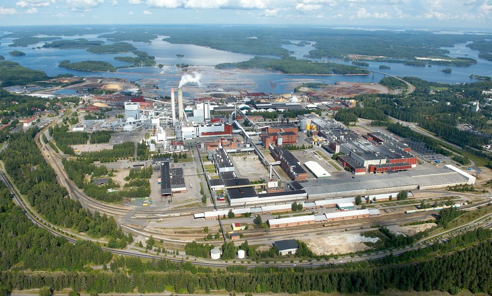 Her ved UPMs cellulosefabrikk i Lappeenranta, holder selskapet på å bygge et avansert bioraffineri som skal utvinne biodiesel av et avfallsprodukt fra celluloseproduksjonen. 