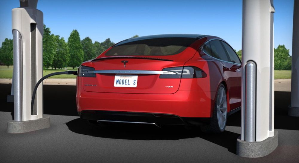 Model S kan lade med nærmere 100 kW effekt fra de nye ladestasjonene. 