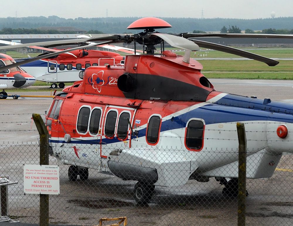 Alle Super Puma-helikoptre, inkludert EC225 som nettopp har fått opphevet sitt flyforbud i Nordsjøen, står midlertidig på bakken i Storbritannia fram til det kommer fram mer om hva ulykken utenfor Shetland skyldtes. 