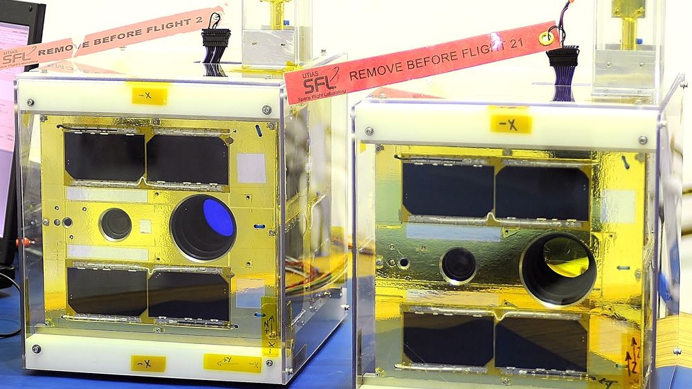 De to BRITE-satelittene utgjør verdens første satellittkonstellasjon med astronomi for øye.
