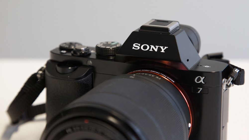 Optikk: Sony A7 kan leveres med en 28-70mm 3.5-5.6. Foto: Eirik Helland Urke