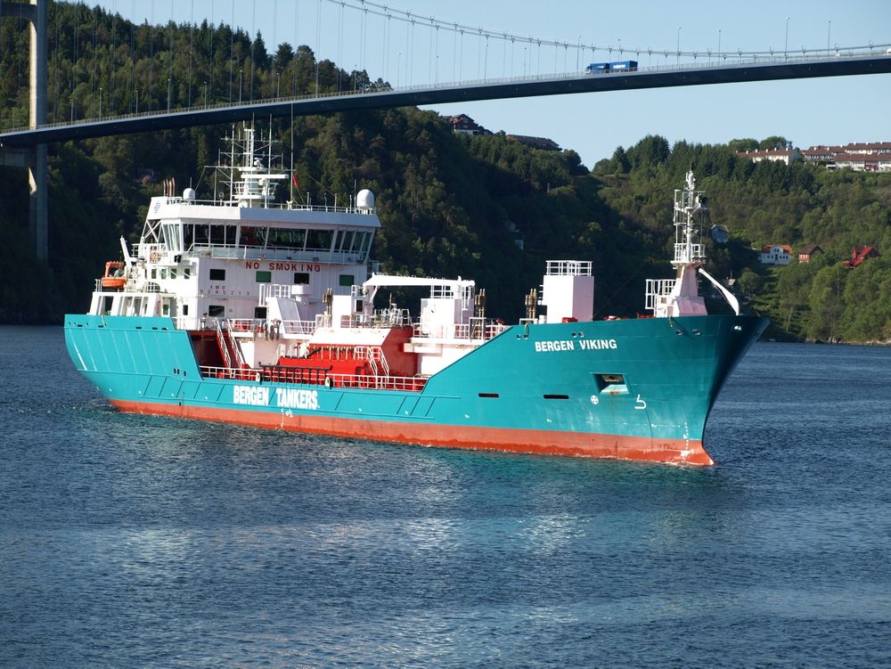 Seksåring: Bergen Viking er en 95 meter lang produkt- og kjemikalietanker. Skipet ble bygget i 2007, og er en del av Bergen Tankers flåte på seks fraktefartøy. Ombyggingen til gass skal være ferdig i løpet av  juni neste år. 