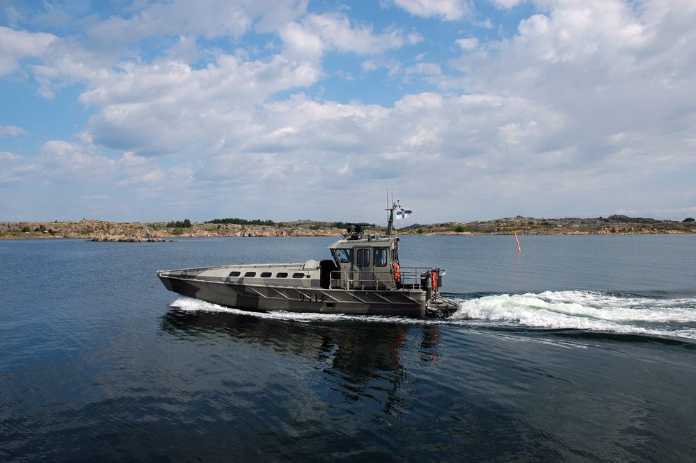 Sea Protector er også eksportert til Finland som benytter våpenstasjonen på sine landsettingsfartøy i Jurma-klassen. 