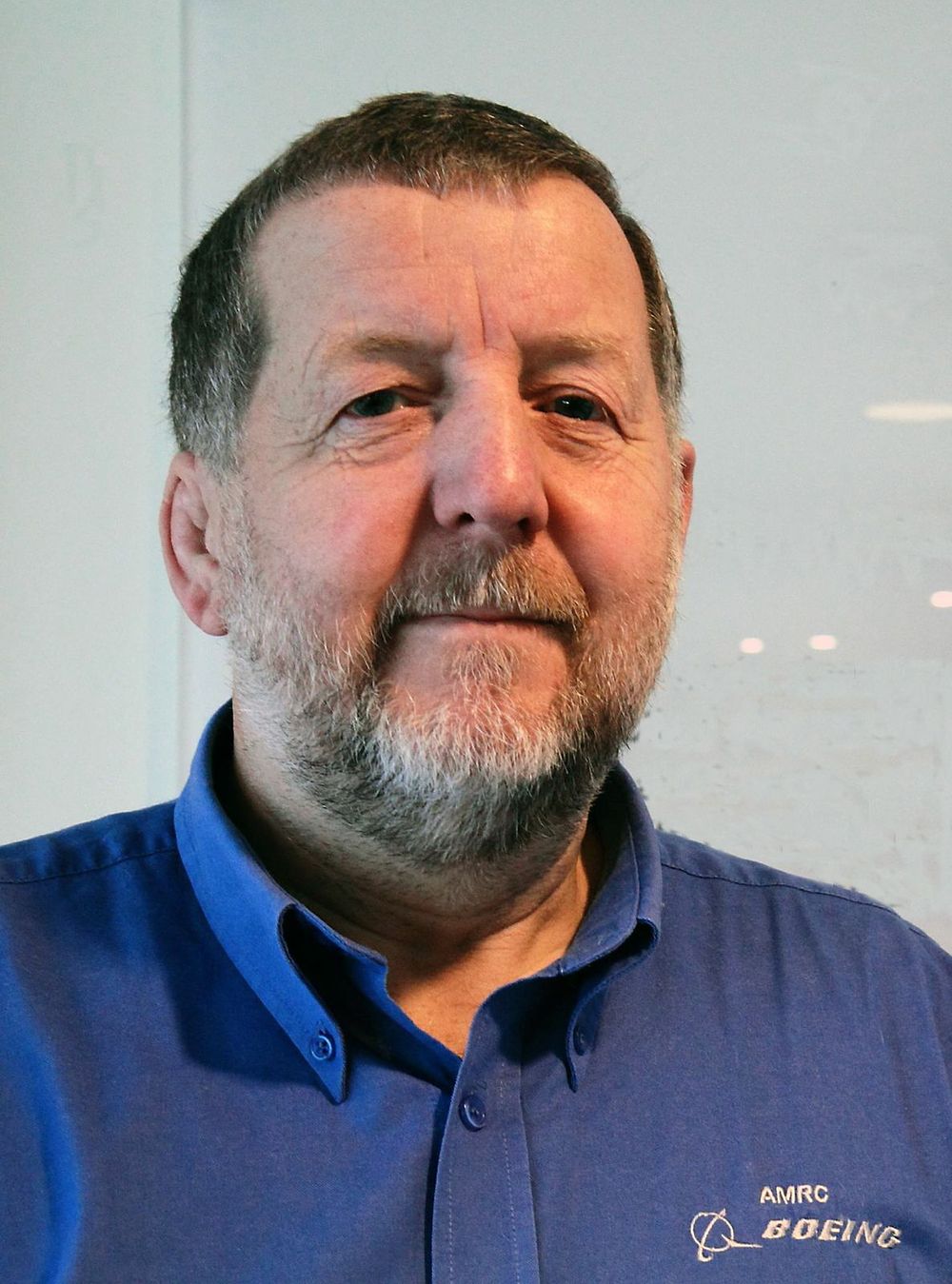 Keith Ridgway er professor og materialforsker ved universitetet i Sheffield. For sitt arbeid ved Advanced manufactoring and Research Center for utvikling av nye materialer og produksjonsteknologier er han tildelt flere nasjonale utmerkelser.    