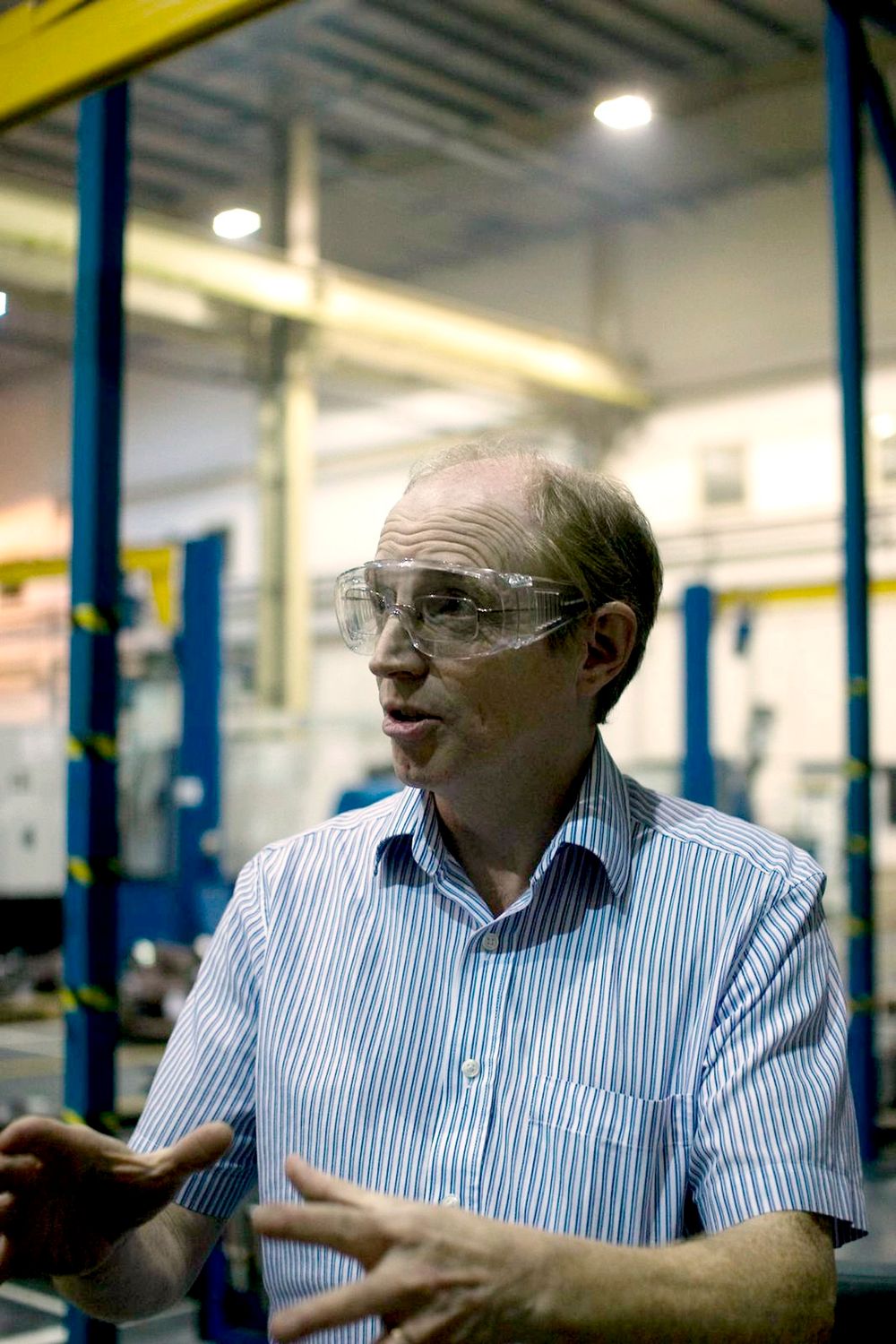 David Gillian, administrerende direktør for Newburgh Engineering i Sheffield, en bedrift spesialisert på customization, i Newburghs tilfelle skreddersydde komponenter i stål til olje-, gass- og atomkraftsektoren.  