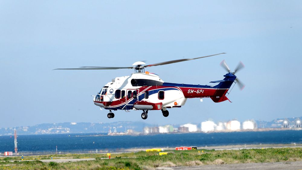 Eurocopter har levert samtlige sivile redningshelikoptre som finnes i Norge. Spørsmålet er om disse vil suppleres med 16 militære redningshelikoptre når Sea King skal avløses.  