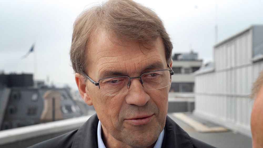 Tidligere olje- og energiminister Eivind Reiten mener Lofot-oljen bør bli liggende av kostnadshensyn. 