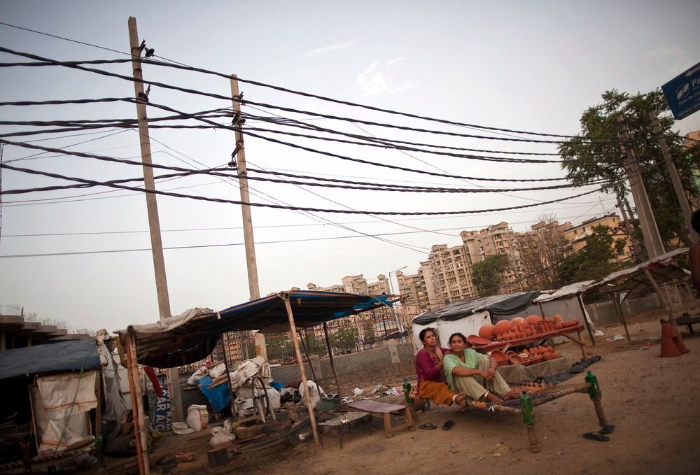 India er ikke kjent for å ha et stabilt strømnett, men strømbrudd slik som mandag og tirsdag er langt fra vanlig.  
