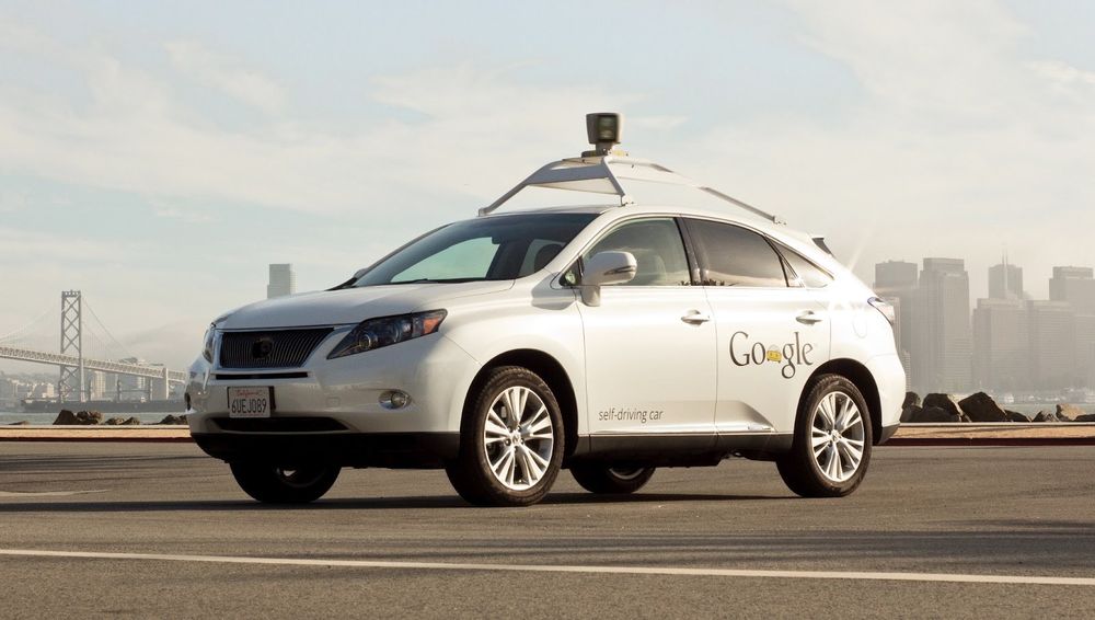 SELVSTYRT BIL: Google har et stykke igjen før self-driving car kan bli allemannseie. 