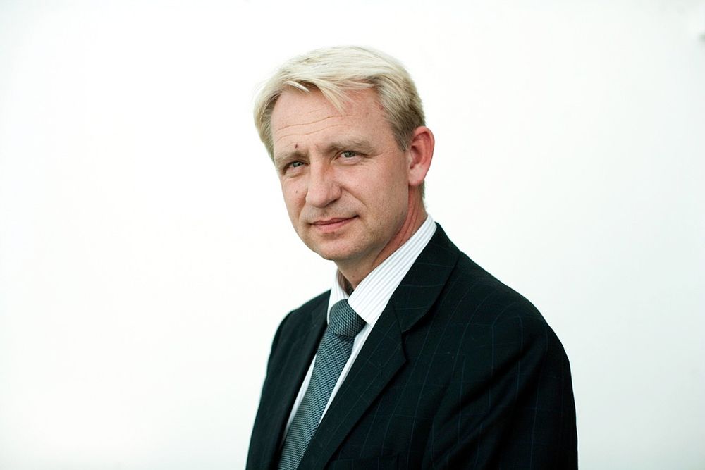 Stein Dale avtroppende konserndirektør og CFO i Statkraft  (slutter i stillingen 1. juli 2011) 