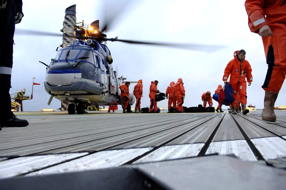 helikopterdekk helikopter plattform oljearbeidere offshore offshorearbeidere helikoptertransport