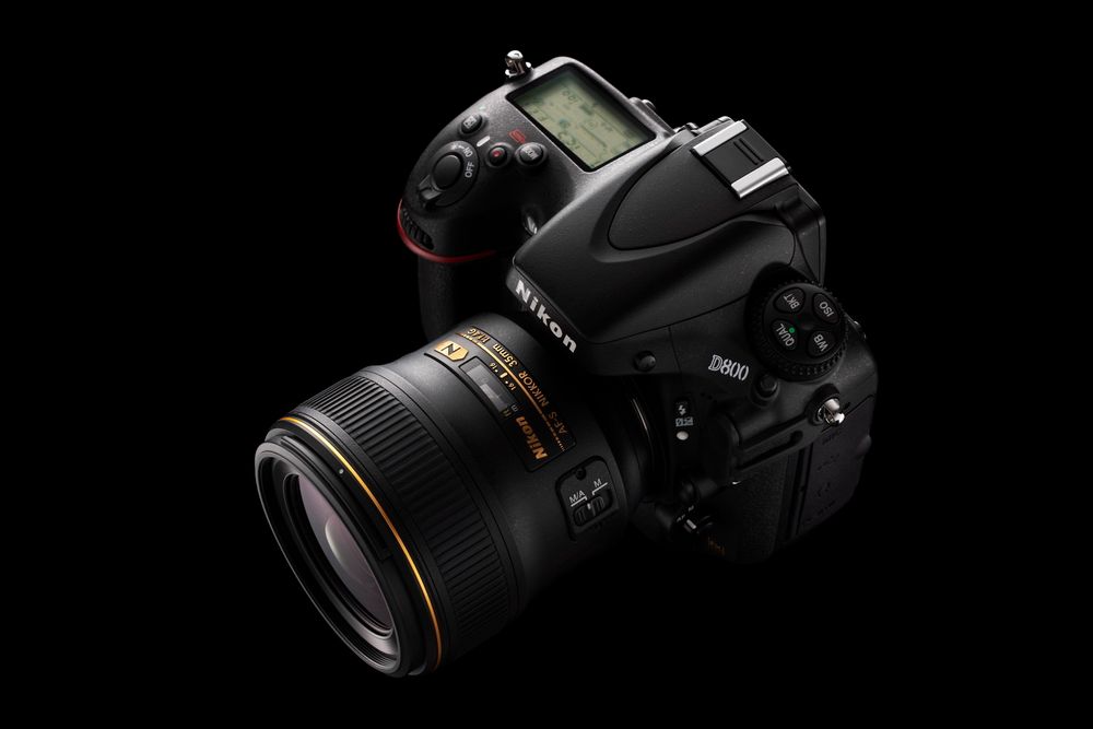 Nikon D800 får en fullformatssensor på hele 36 megapiksler og en solid prislapp.