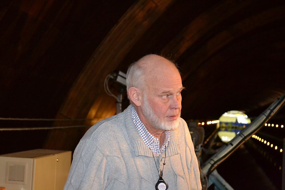 IMPONERT: Skipsingeniør og hydrordynamiker Hans Liljenberg ved SSPA er positivt overrasket over effekten av luftputen på ASV-skroget.