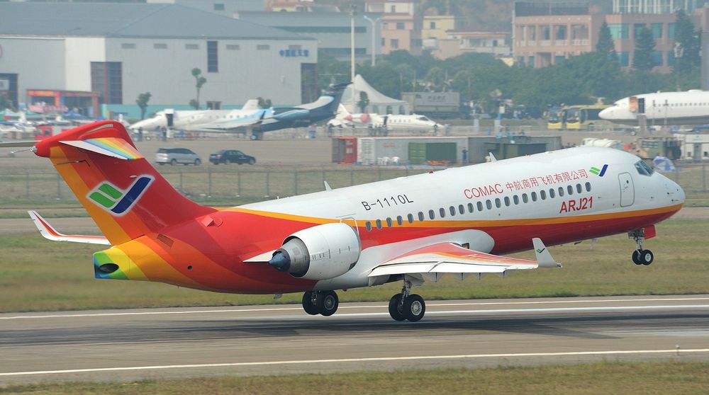 ARJ21 er første passasjerfly fra Comac. Det skulle etter planen vært levert nå, men blir først satt i trafikk mot slutten av 2013. 