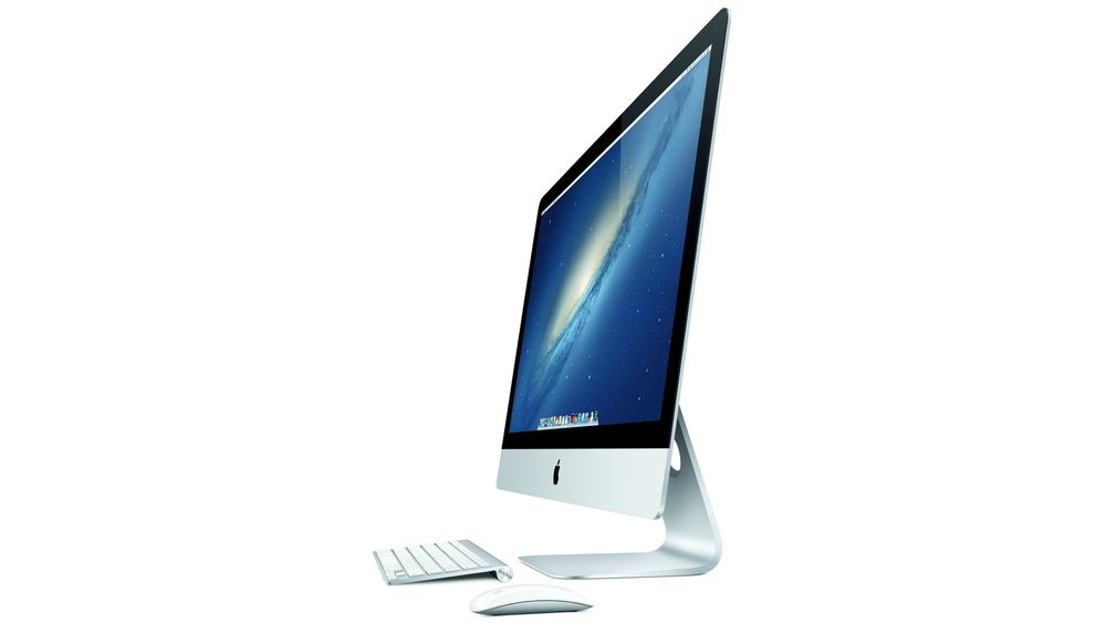 Den nye iMac-en er bare fem millimeter tykk og veier nesten fire kilo mindre enn forrige generasjon. 