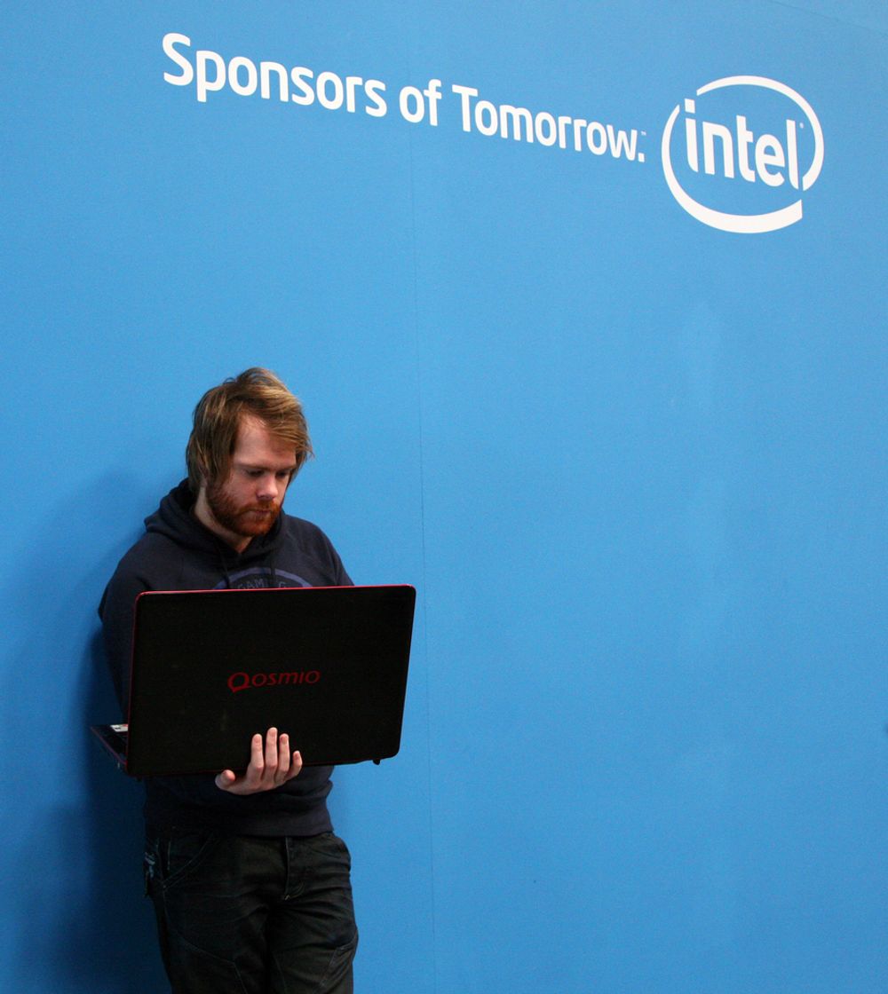 CeBIT: Intel mener de sponser morgendagen.
