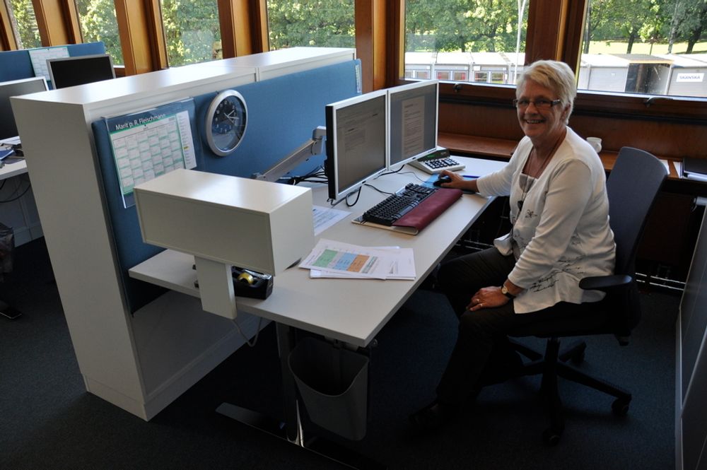 TRIVES: Marit P. Fleischmann sa til Teknisk Ukeblad at hun trives på sitt nye kontor, "selvom det kunne bli litt for stille iblant."