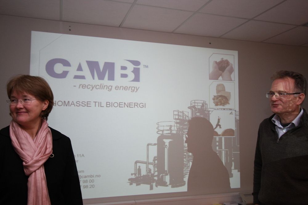MILJØ: Cambi AS er på vei ut av skyggenes dal. Selskapet er ledende på teknologi for å omdanne bioavfall til biogass. Merete Norli (teknisk direktør) og Norman Weisz (kontraktdirektør) gleder seg over flere store kontrakter i det siste.