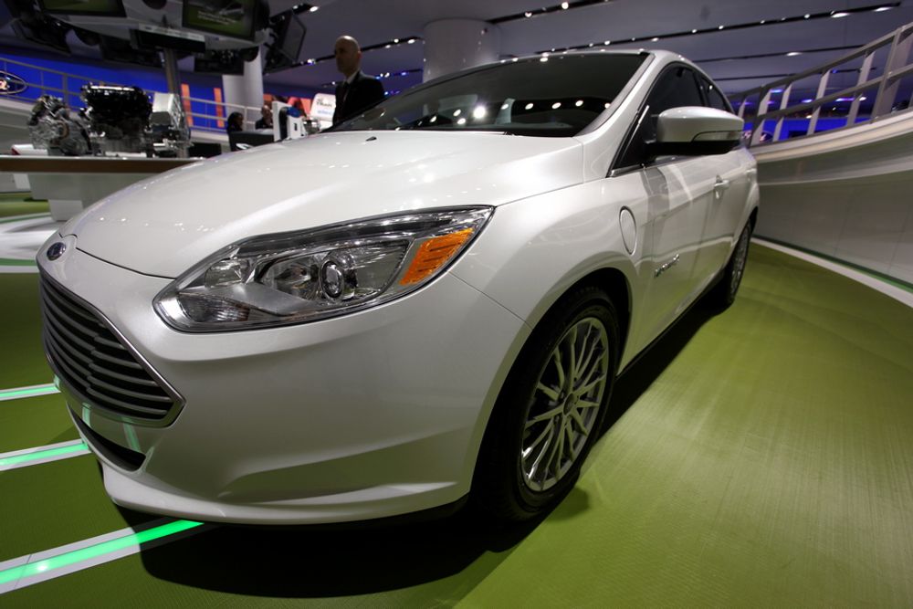 Ford hadde innredet en egen avdeling på NAIAS for sine nye hybrider og elbiler, blant dem Focus electric. Den skal ut på det amerikanske markedet i år, mens vi i Europa må vente til 2012 på en el-Focus.