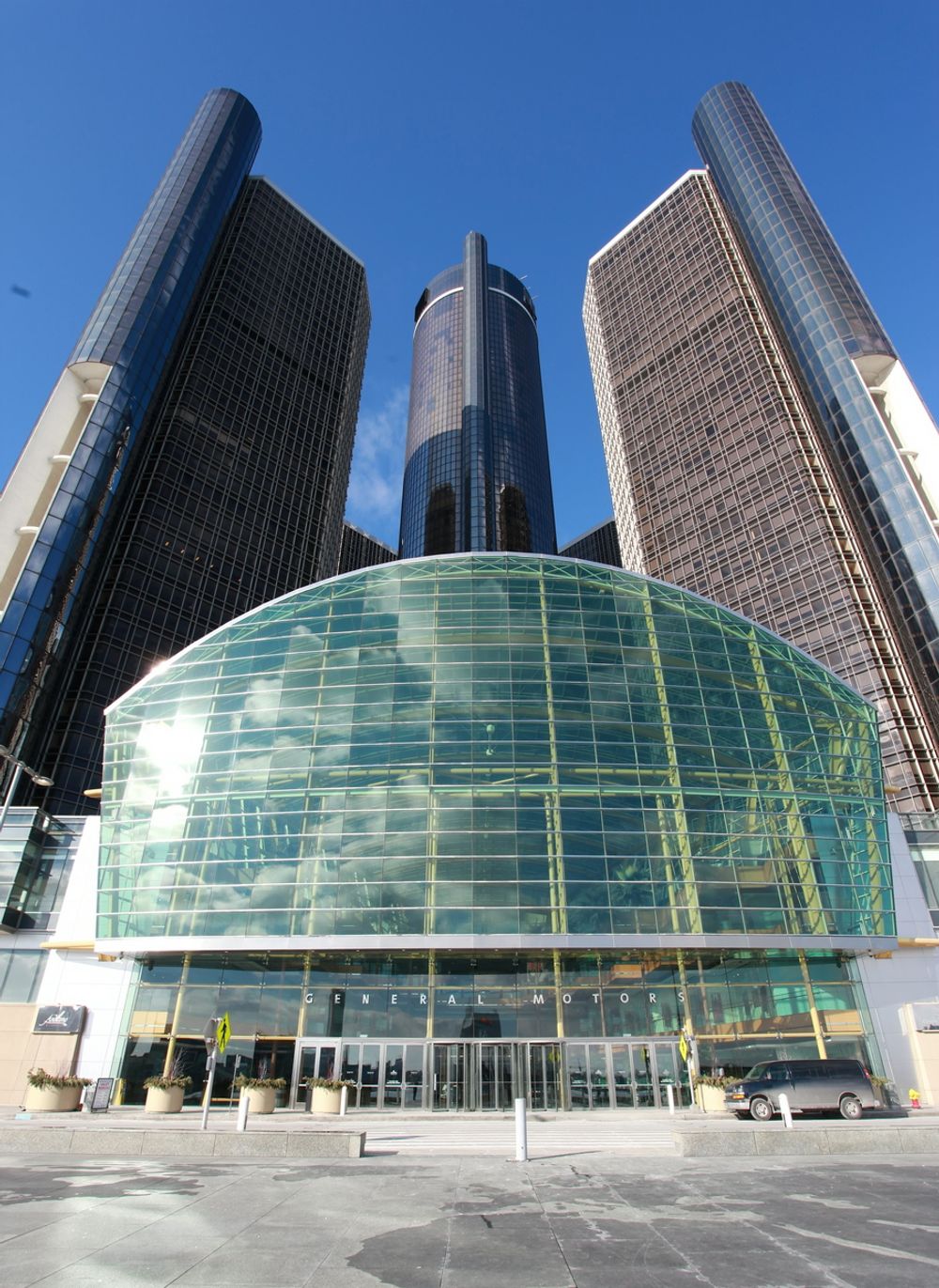 GMs hovedkvarter dominerer downtown Detroit.