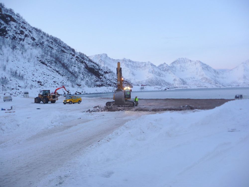 MOLO: Loppa kommune bygger ny molo og utvider marina rett ed siden av Øksfjord Slipp & Mekk.