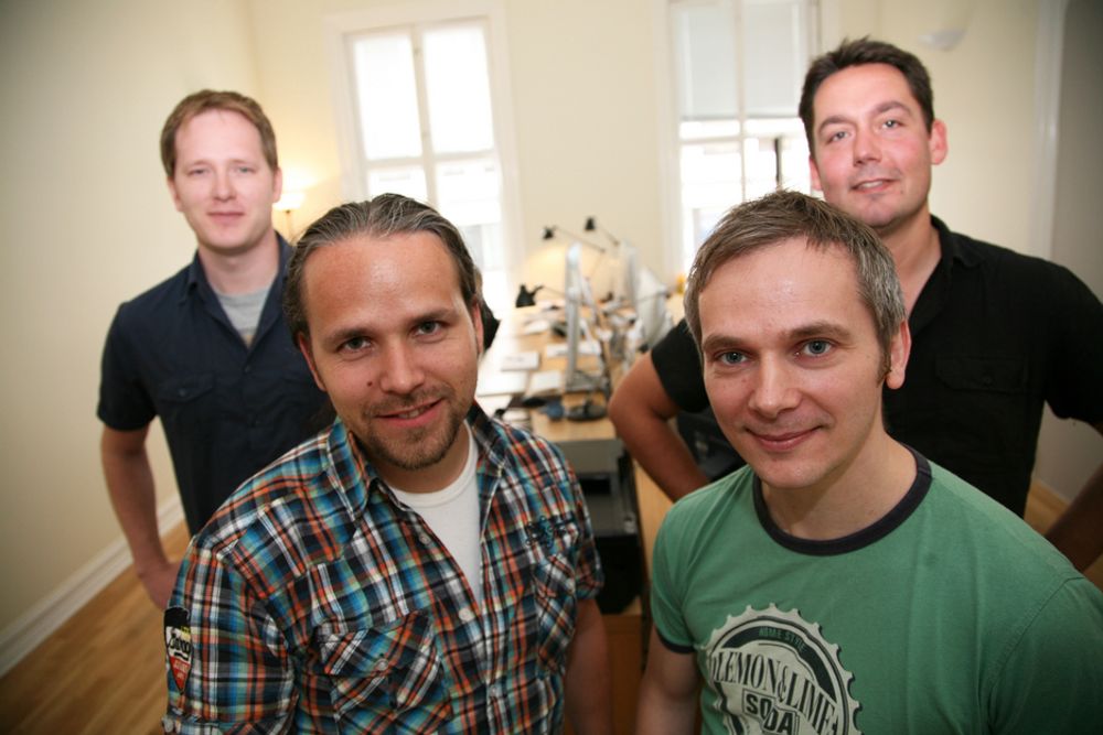 BLINK STUDIOS: Christer Sveen (fra venstre), Sigbjørn Galåen, Kjetil Hjeldnes og Eigil Jarl Halse satser på kortere og mindre risikable spillproduksjoner enn Funcom.