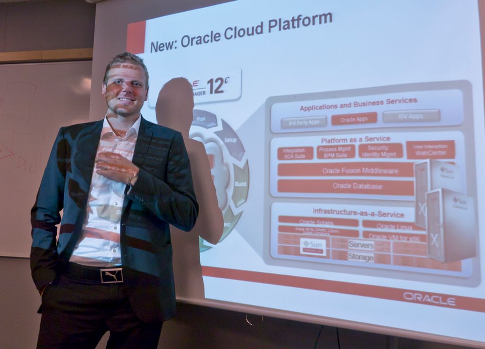 TIL VÆRS: Adm. direktør i Oracle Norge, Tore Bjelland, tror mange bedrifter vil benytte Oracles applikasjoner i nettskyen.